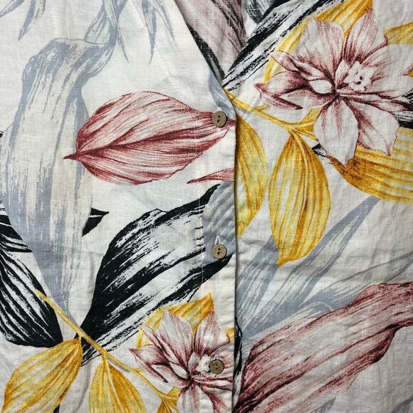 C&C California 100% Linen Blouse Floral Top White Size Small Button Up Hawaiian - Picture 4 of 6